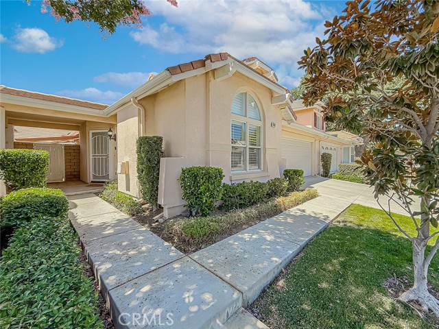 2037 Freesia Avenue, Simi Valley CA: https://media.crmls.org/medias/084a9201-9472-41c6-8d74-e585c01da69b.jpg