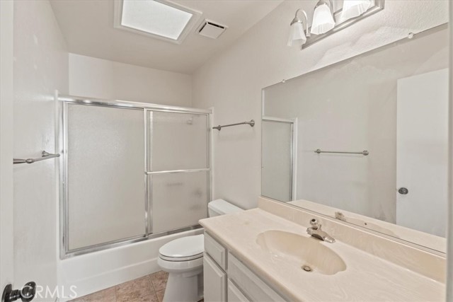 Detail Gallery Image 17 of 46 For 12852 Mountain Shadows Ct, Victorville,  CA 92392 - 4 Beds | 2 Baths