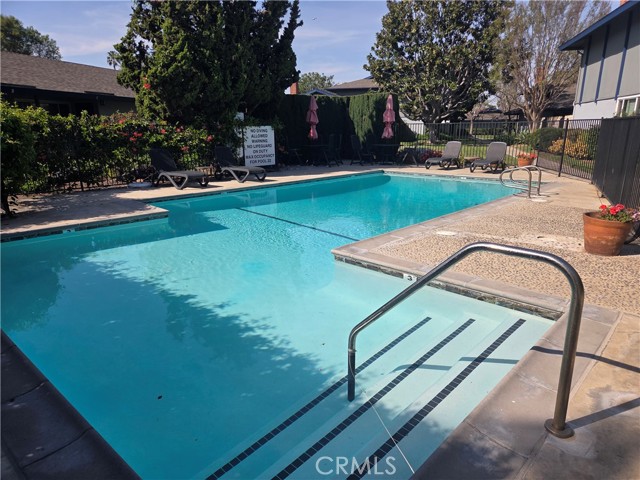 Detail Gallery Image 25 of 34 For 1107 W Memory Ln 6c,  Santa Ana,  CA 92706 - 2 Beds | 1/1 Baths