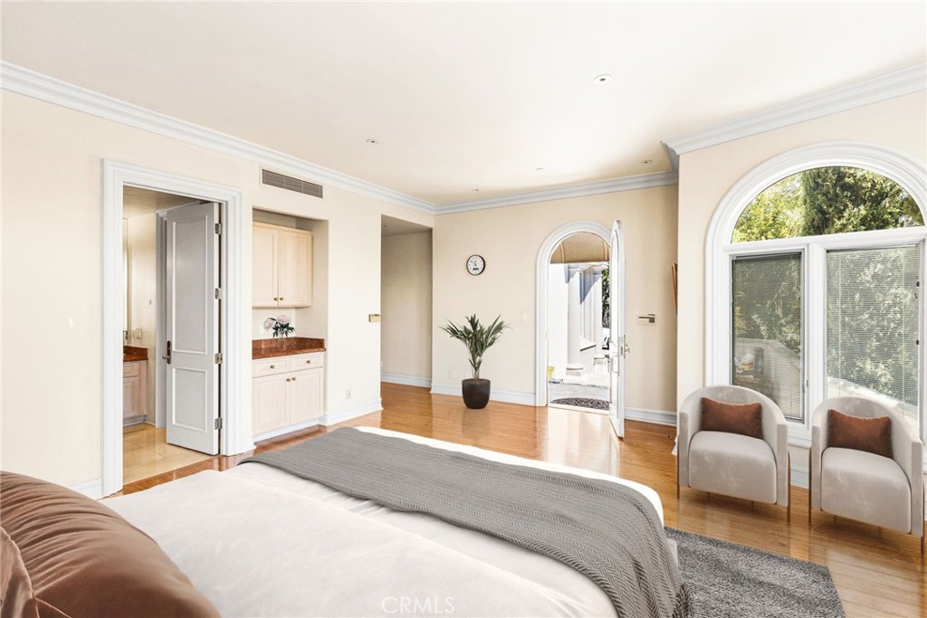 084bb844 4b8a 45dc B538 5c9b783ae60b