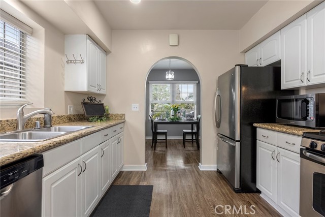 Detail Gallery Image 14 of 32 For 1229 Central Ave, Fullerton,  CA 92831 - 2 Beds | 1 Baths
