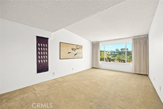 Detail Gallery Image 4 of 28 For 1950 Abajo Dr, Monterey Park,  CA 91754 - 3 Beds | 2/1 Baths