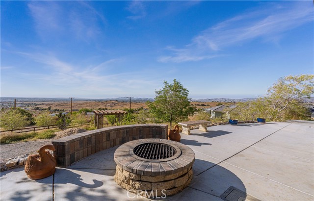 Detail Gallery Image 58 of 60 For 9075 Mesa Vista St, Apple Valley,  CA 92308 - 3 Beds | 4 Baths