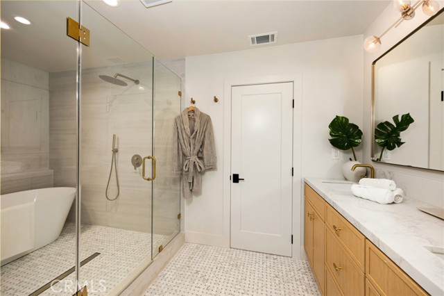 Detail Gallery Image 22 of 37 For 1839 Pitcairn Dr, Costa Mesa,  CA 92626 - 5 Beds | 4/1 Baths