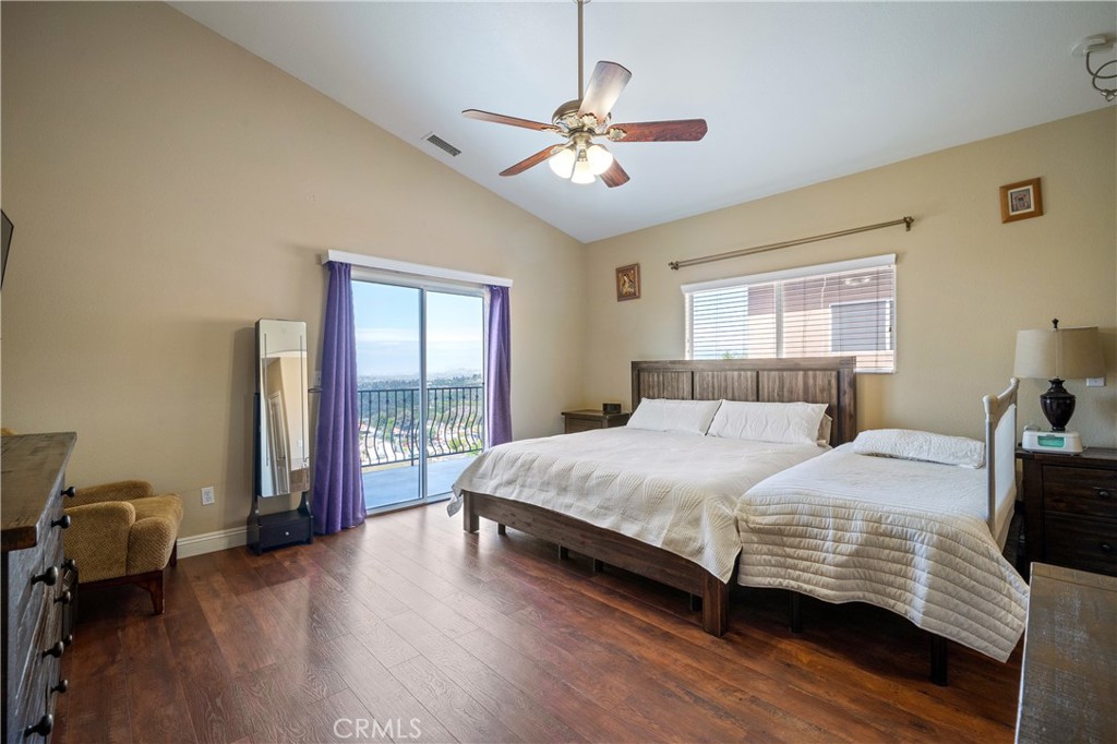 MLS #OC25046910 img 16