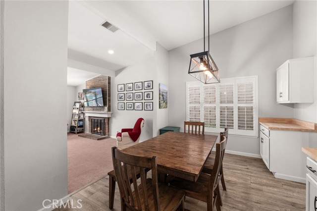 Detail Gallery Image 10 of 51 For 1370 Maywood Ave, Upland,  CA 91786 - 4 Beds | 3 Baths