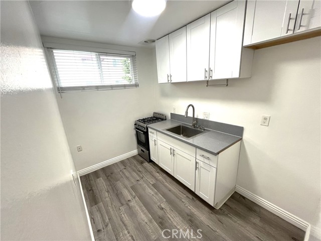 12926 Doty Avenue, Hawthorne CA: https://media.crmls.org/medias/0851584a-9597-45ed-a713-970ee5016fef.jpg