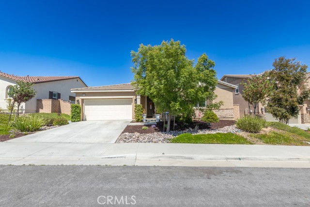 Detail Gallery Image 2 of 69 For 24865 Hidden Hills Dr, Menifee,  CA 92584 - 4 Beds | 3/1 Baths