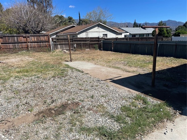 Detail Gallery Image 21 of 25 For 979 W Nicolet, Banning,  CA 92220 - 2 Beds | 1 Baths