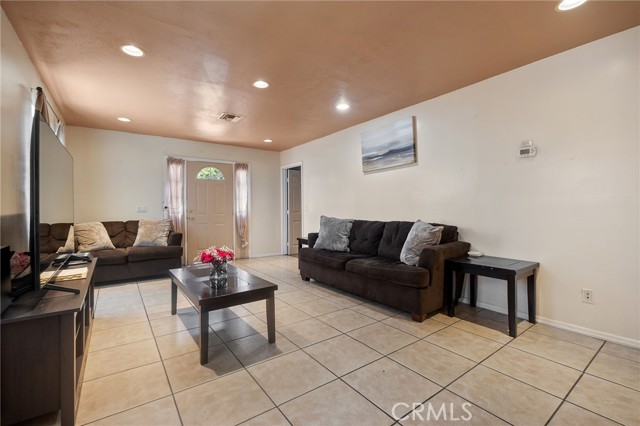 3428 Fletcher Drive, Los Angeles CA: https://media.crmls.org/medias/0853f342-9c54-4a37-bbef-69cb46276770.jpg