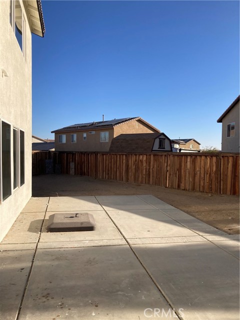 Detail Gallery Image 22 of 30 For 14423 Chipolte Ct, Adelanto,  CA 92301 - 5 Beds | 2/1 Baths