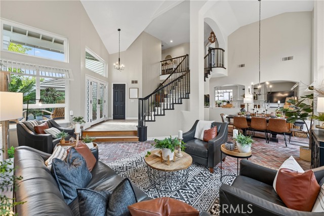 Detail Gallery Image 8 of 75 For 21352 Silvertree Lane, Rancho Santa Margarita,  CA 92679 - 4 Beds | 2/1 Baths