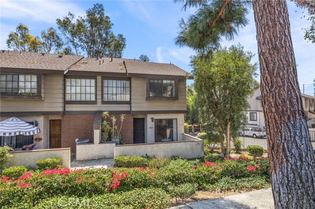 1491 W Lambert Road, La Habra CA: https://media.crmls.org/medias/08564e1f-4513-4089-9386-fb3c9d71f573.jpg