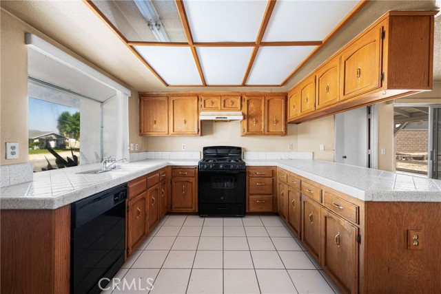 5914 Ocasa Drive, Jurupa Valley CA: https://media.crmls.org/medias/0856896d-b081-44a4-922c-245c79b6e59e.jpg