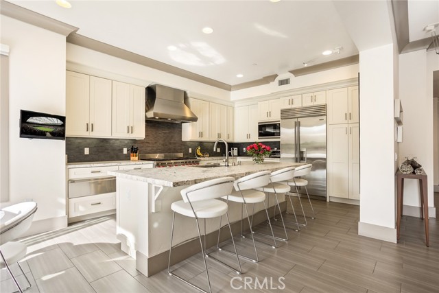 200 S Orange Grove Boulevard, Pasadena CA: https://media.crmls.org/medias/08569be2-6ec3-46a5-87ed-a3268cbbc322.jpg
