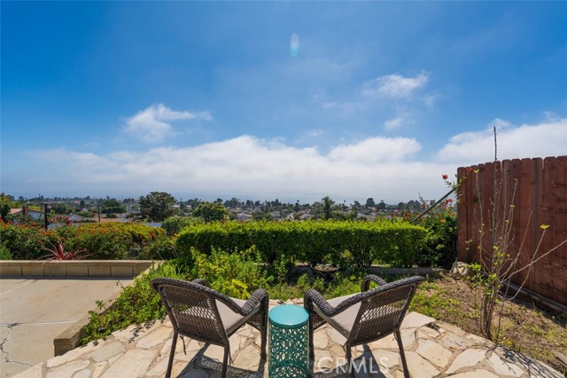 Detail Gallery Image 10 of 48 For 28603 Cedarbluff Dr, Rancho Palos Verdes,  CA 90275 - 5 Beds | 3 Baths
