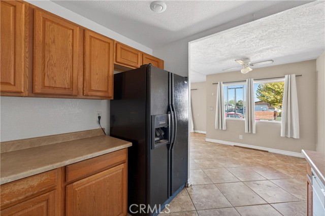 Detail Gallery Image 15 of 42 For 15254 Las Piedras Dr, Victorville,  CA 92395 - 4 Beds | 2 Baths