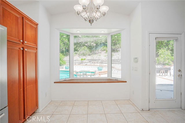39754 Calle Azucar, Murrieta CA: https://media.crmls.org/medias/085842a6-54b0-4e1f-9f96-e693a166f579.jpg