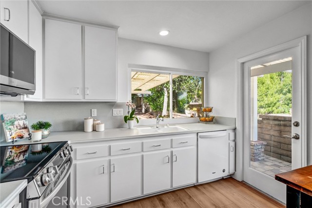 Image 19 of 55 For 23652 Amalia Place