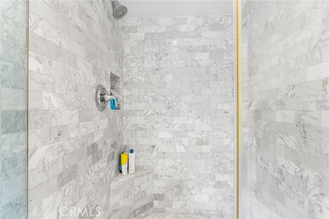 Detail Gallery Image 18 of 29 For 17601 Sherbrook Dr, Tustin,  CA 92780 - 3 Beds | 2/1 Baths