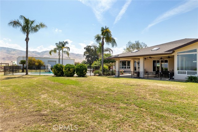 38792 Comanche Point Road, Arvin CA: https://media.crmls.org/medias/0858c7d3-b298-4f5f-8c0b-fe8255c14517.jpg