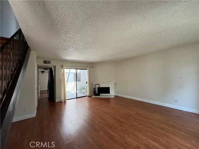 Detail Gallery Image 5 of 27 For 436 Fairview Ave #19,  Arcadia,  CA 91007 - 2 Beds | 2/1 Baths
