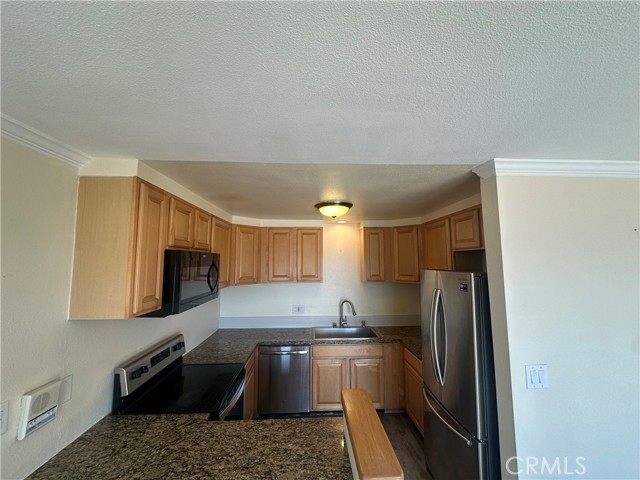 2037 Coast Hwy, Laguna Beach CA: https://media.crmls.org/medias/0859eb60-b9d5-48a6-9ac1-55966a5fa514.jpg