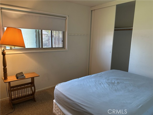 Detail Gallery Image 9 of 11 For 18605 Sequoia, Bloomington,  CA 92316 - 3 Beds | 1 Baths