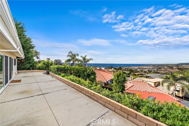 701 Avenida Presidio, San Clemente CA: https://media.crmls.org/medias/085ae3f8-3596-44dc-a626-848d17d428c4.jpg