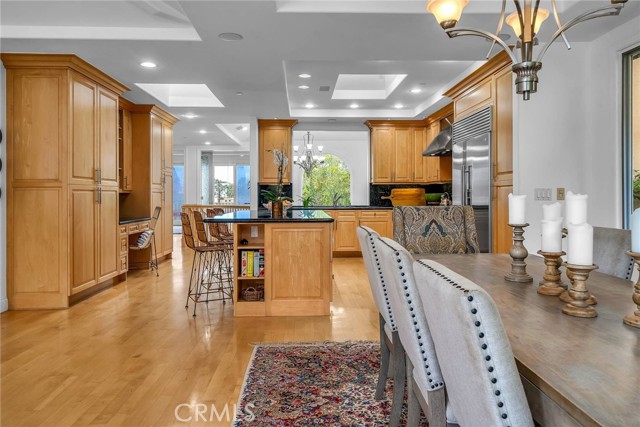 705 Juanita Avenue, Redondo Beach, California 90277, 5 Bedrooms Bedrooms, ,2 BathroomsBathrooms,Residential,Sold,Juanita,SB22157275