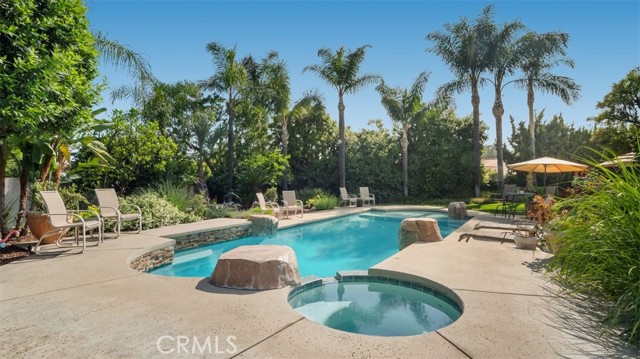 844 Deep Springs Drive, Claremont CA: https://media.crmls.org/medias/085bc94a-5623-45bb-b83a-4b716705970c.jpg