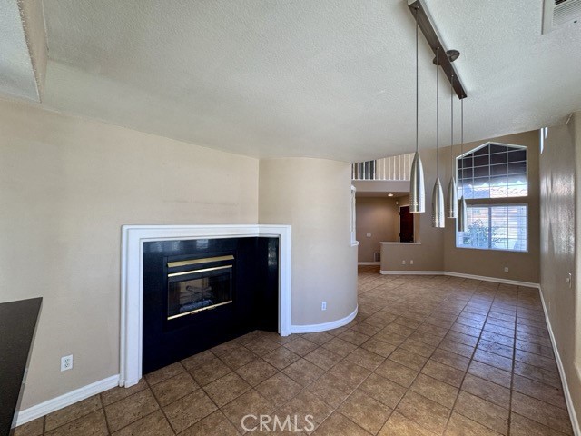 40132 Villa Venecia, Temecula CA: https://media.crmls.org/medias/085c2b4b-ed05-42a6-a248-c7a49e00798c.jpg