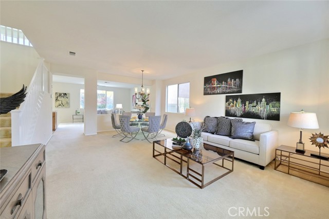 Detail Gallery Image 5 of 38 For 21 Tioga Pl, Irvine,  CA 92602 - 6 Beds | 3/1 Baths