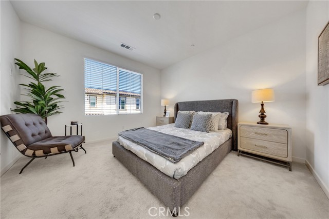 Detail Gallery Image 9 of 12 For 3201 Marigold Cir, Diamond Bar,  CA 91765 - 2 Beds | 2/1 Baths