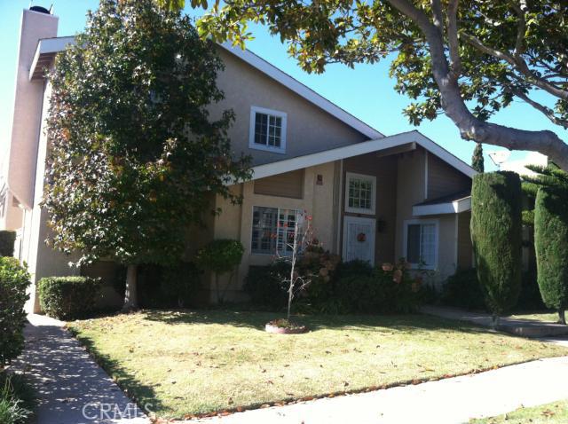 203 Lucia Avenue, Redondo Beach, California 90277, 2 Bedrooms Bedrooms, ,1 BathroomBathrooms,Residential,Sold,Lucia,SB12140507