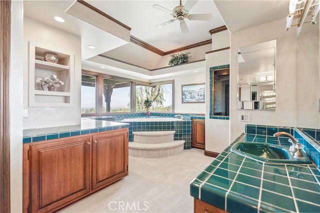Detail Gallery Image 37 of 75 For 7008 Hawarden Dr, Riverside,  CA 92506 - 6 Beds | 5/1 Baths