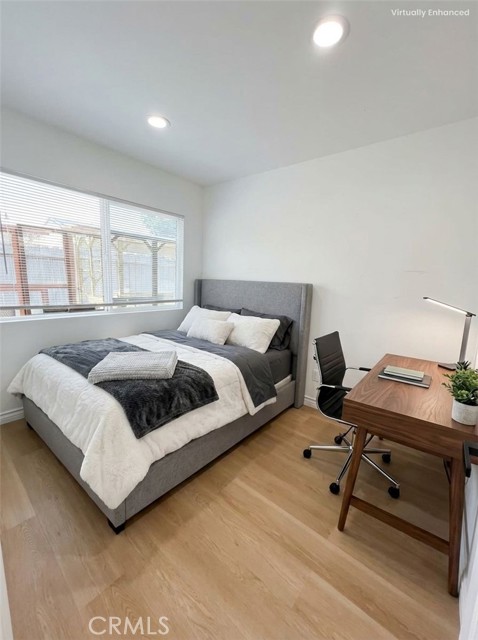 Detail Gallery Image 4 of 35 For 12610 Martha St #2,  Valley Village,  CA 91607 - 1 Beds | 1 Baths