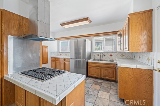 2058 Vancouver Avenue, Monterey Park CA: https://media.crmls.org/medias/085ef0d5-1291-494f-af1e-23ca12f1be11.jpg