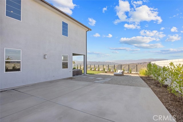 27751 Reel Lane, Stevenson Ranch CA: https://media.crmls.org/medias/085f6915-2f3e-4273-899b-798a1e004589.jpg