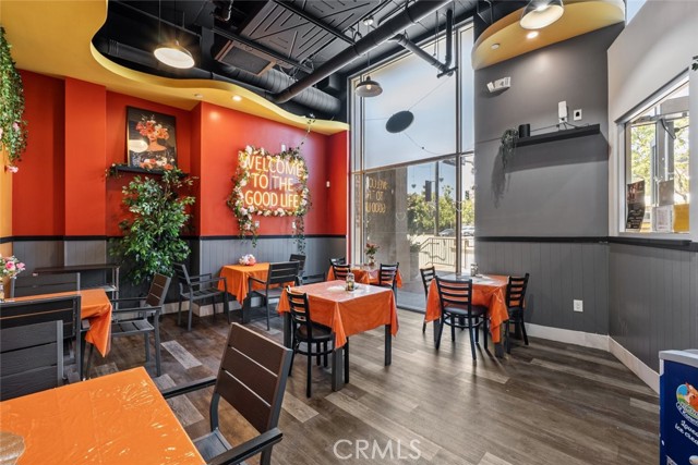 400 E Broadway, Glendale CA: https://media.crmls.org/medias/086066cf-d10d-4cf5-a1c5-da243e439bfd.jpg