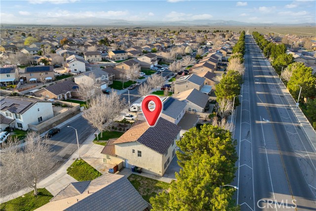 Detail Gallery Image 5 of 44 For 45620 Barham Ave, Lancaster,  CA 93534 - 5 Beds | 2/1 Baths