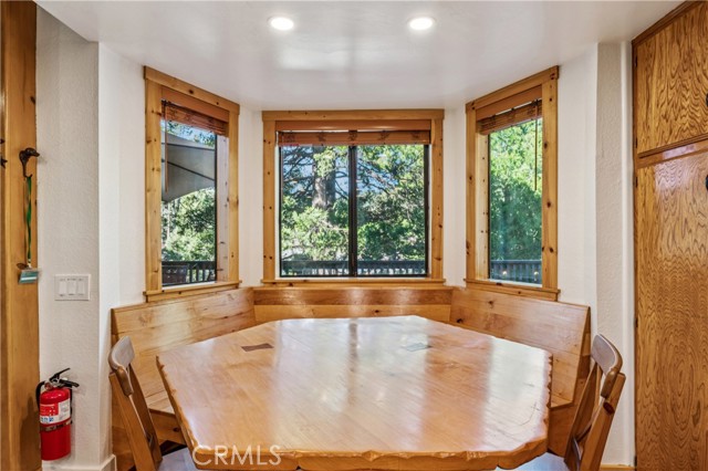 Detail Gallery Image 13 of 73 For 499 Golf Course, Lake Arrowhead,  CA 92352 - 4 Beds | 4/1 Baths