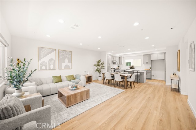 7692 9TH ST Unit: 111