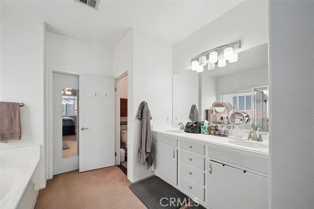 25266 Shady Creek Circle, Menifee CA: https://media.crmls.org/medias/0860ad83-1b62-43d8-9b25-25604cc2ed6e.jpg