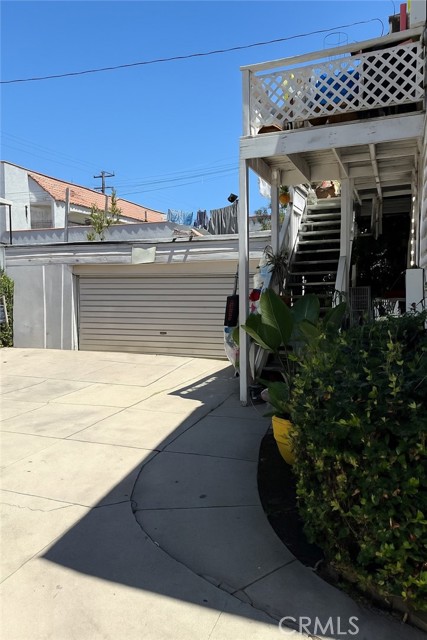 Detail Gallery Image 4 of 11 For 1209 E 1st St, Long Beach,  CA 90802 - – Beds | – Baths