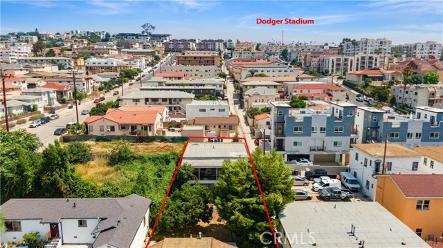 1037 Alpine Street, Los Angeles CA: https://media.crmls.org/medias/0860ff60-d039-4e81-8549-d31ac12a3930.jpg