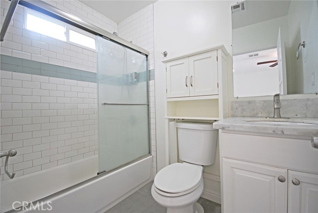 10622 Zelzah Avenue, Granada Hills CA: https://media.crmls.org/medias/0861349b-3ac2-4952-b39f-0b6417f09737.jpg