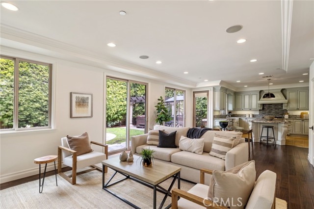 2303 Gates Avenue, Redondo Beach, California 90278, 5 Bedrooms Bedrooms, ,4 BathroomsBathrooms,Residential,Sold,Gates,SB23078432