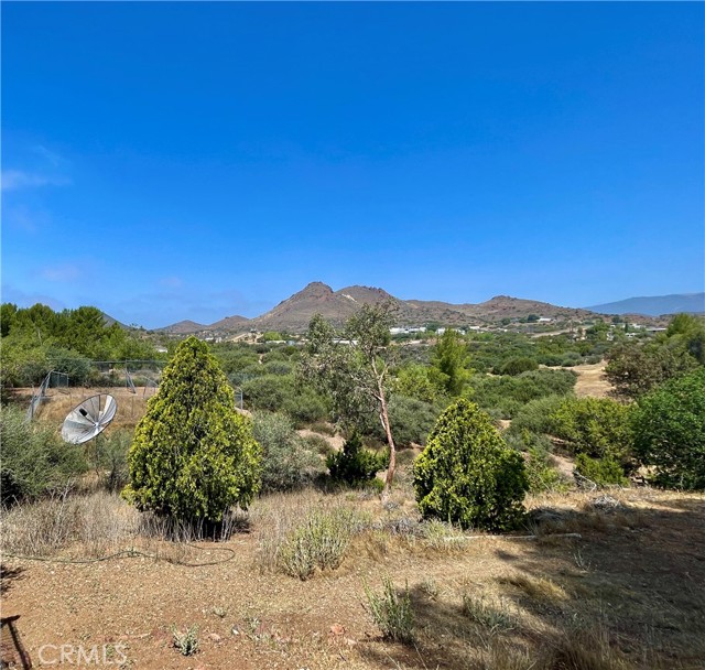 32401 Barber Road, Agua Dulce CA: https://media.crmls.org/medias/0862940d-7f02-44dc-8fe4-77add5991eed.jpg