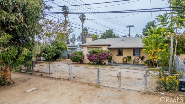 Detail Gallery Image 36 of 36 For 13512 Blvd Arrow, Fontana,  CA 92335 - 2 Beds | 1 Baths